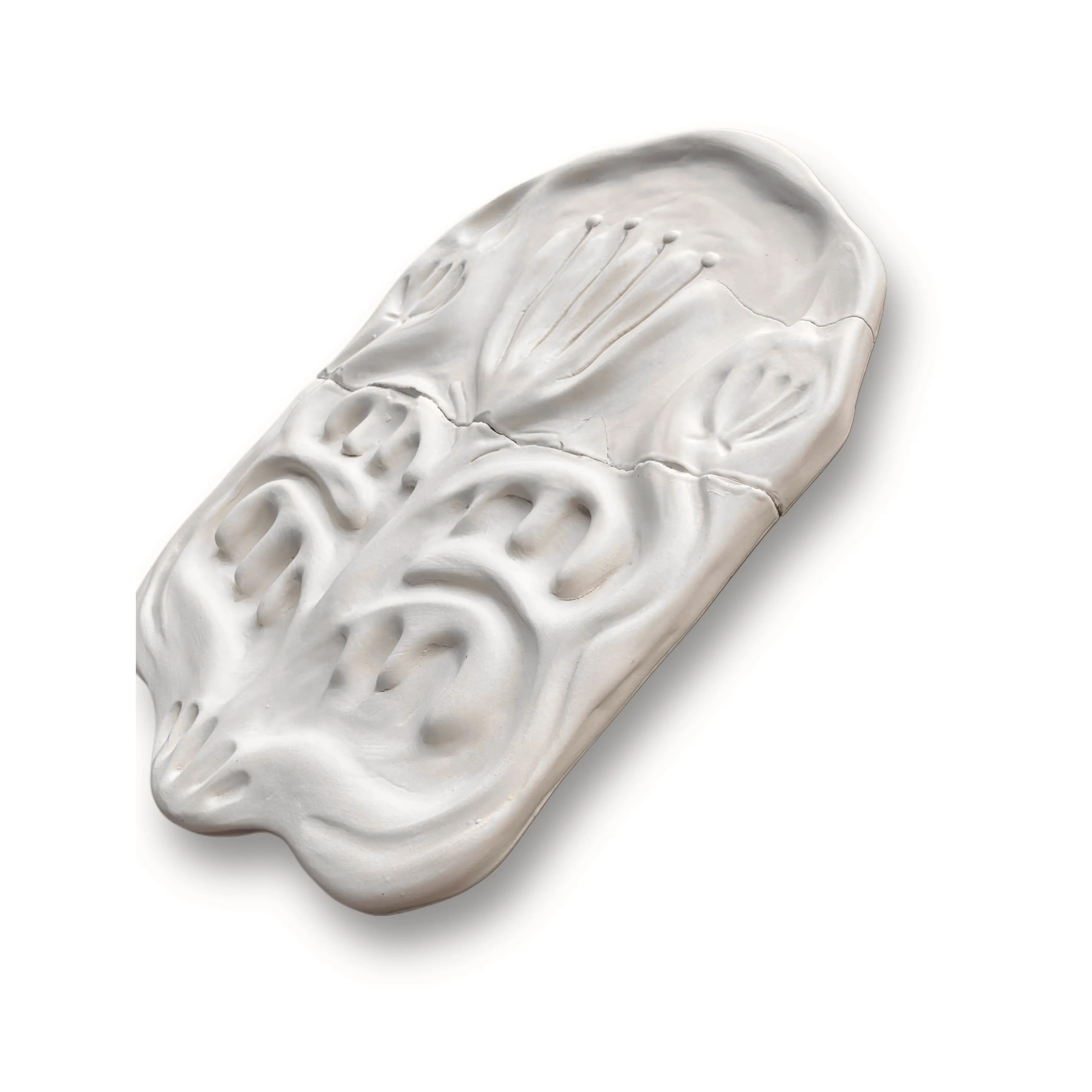 Image of Ceramic flower by Diana Ruban , size: 40,4 x 28,7 x 2,6 cm, made of ceramics, Sculpture medium, from Georgia, part of the Ceramics and modeling series Photo 2 of 3.